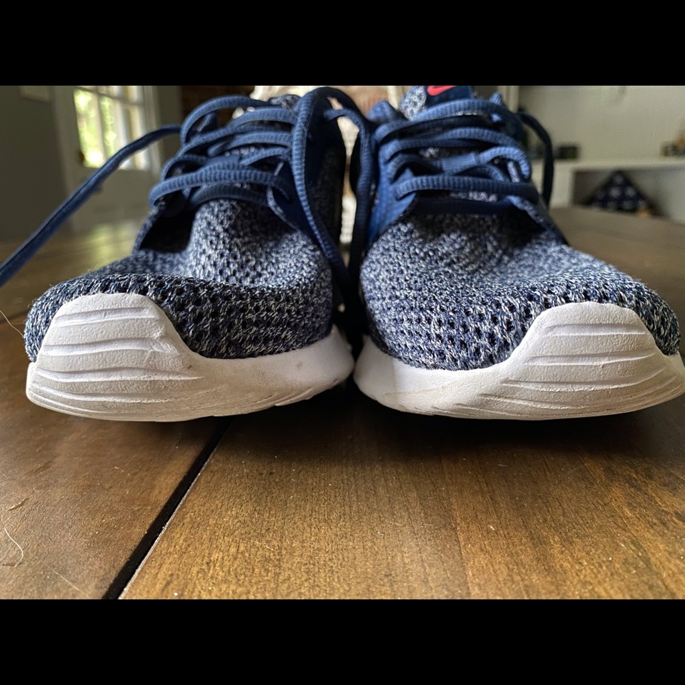 Navy blue Nike